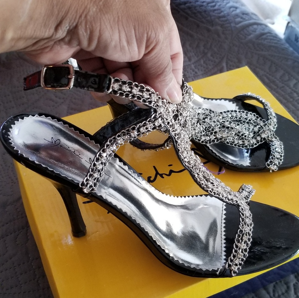 Shoes - Picture 2 of 3